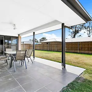  Holiday home Family Friendly House In